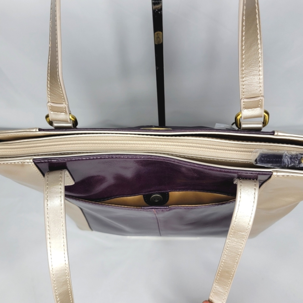 NWOT Aurielle Leather Handbag P18 - Picture 4 of 9